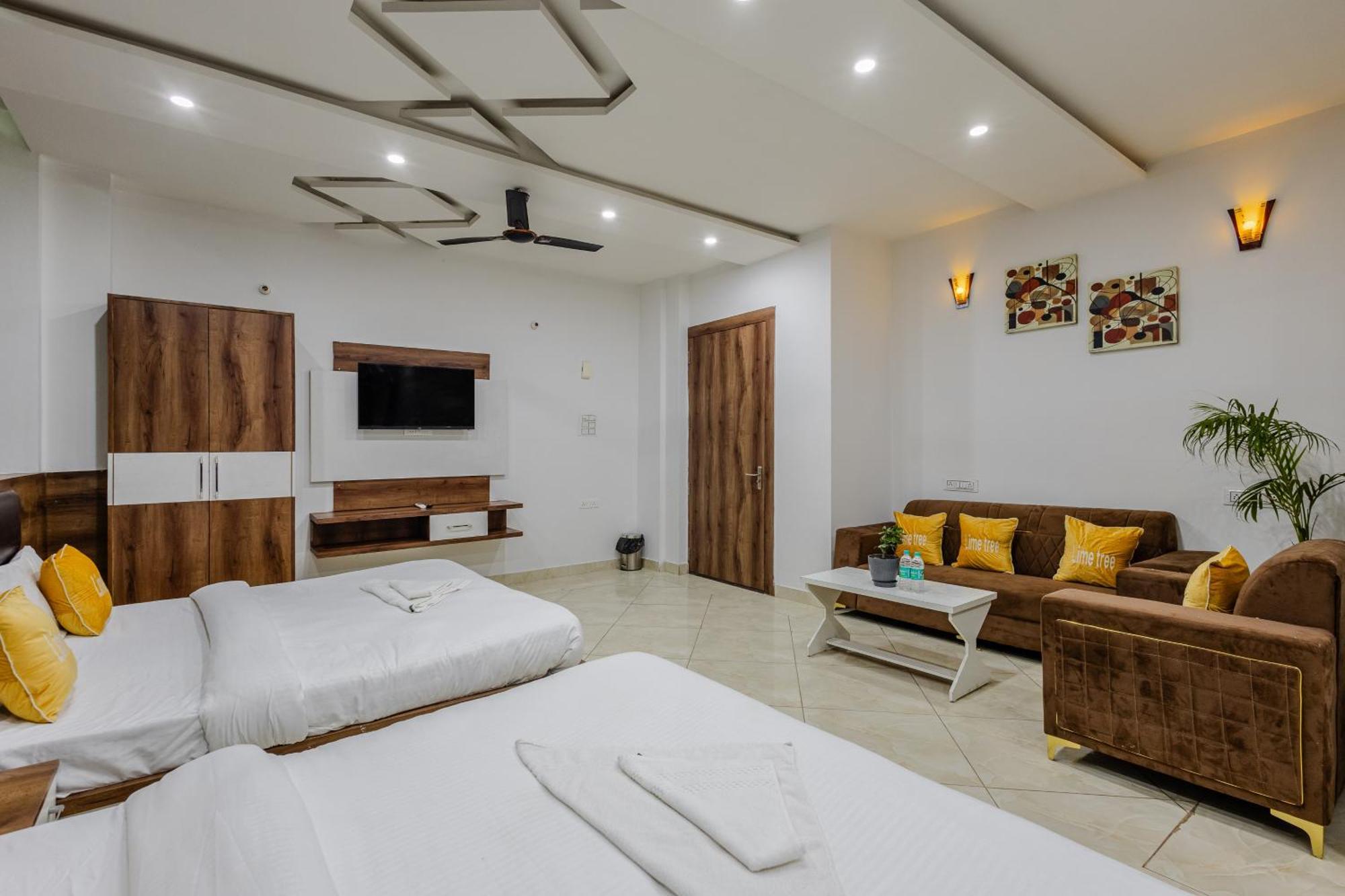 Lime Tree Hotel And Banquet Vrindāvan Dış mekan fotoğraf
